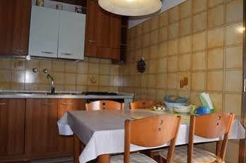Casa Vacanza E Per Lavoro Elena E Carla Spinea Dış mekan fotoğraf